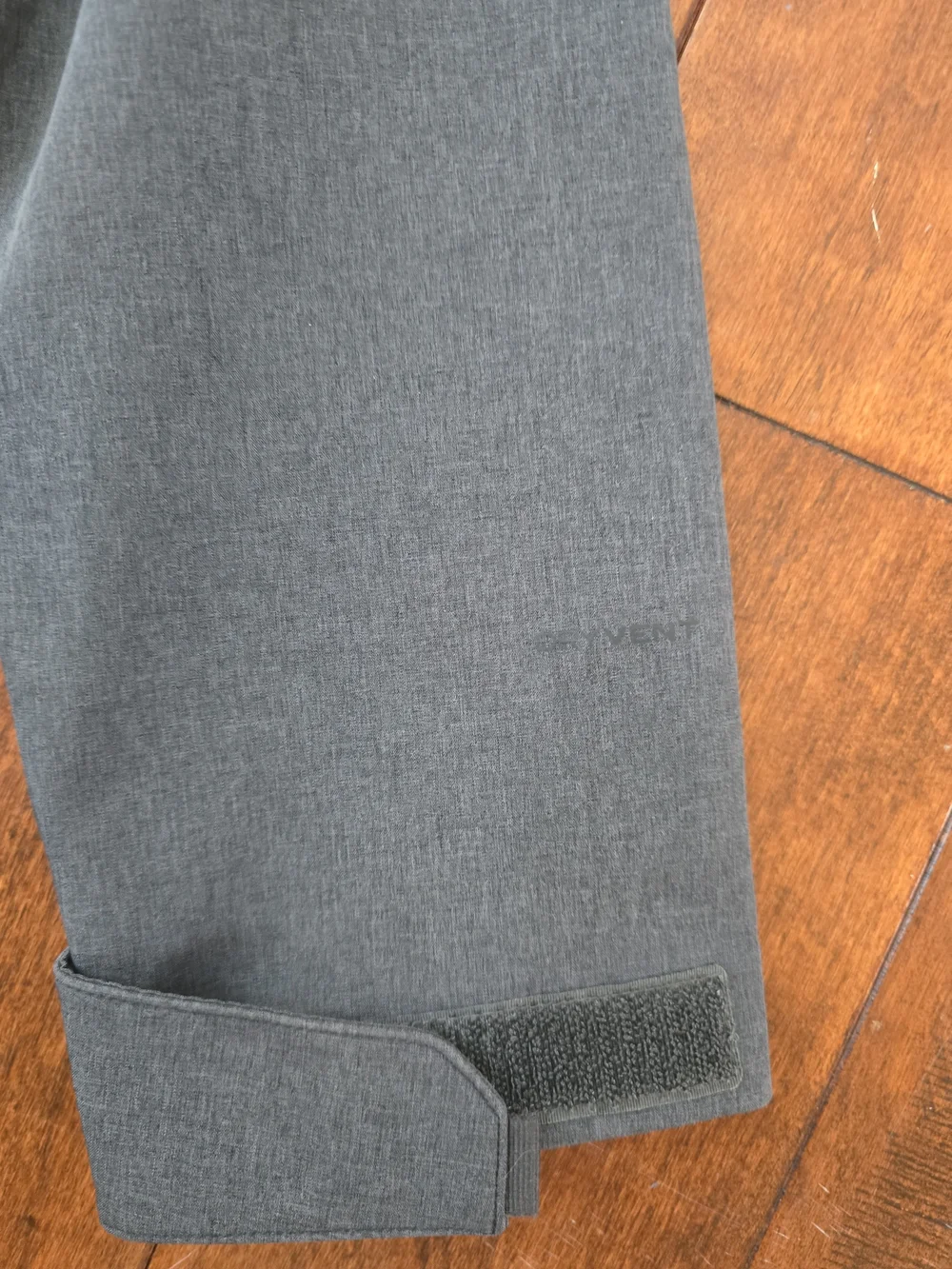 The North Face Men's Medium Apex Flex DryVent Softshell Jacket Grey
